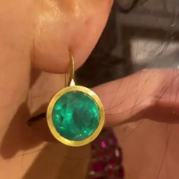 24ctw Round Cut Emerald Stud Earrings in Gold