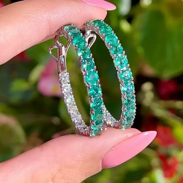 7.8ctw Round Cut Emerald Hoop Earrings