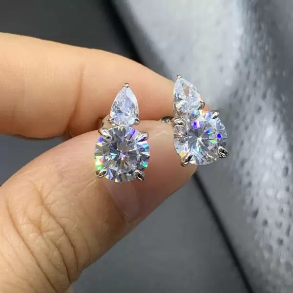4.2CTW Round Cut White Sapphire Stud Earrings