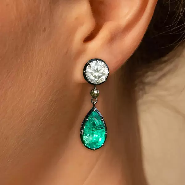 9ctw Vintage Two Tone Emerald Drop Earrings