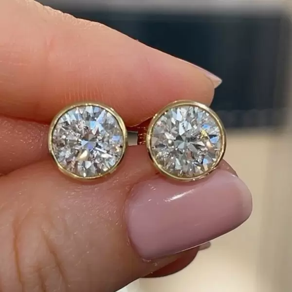 7.6ctw Bezel-set Round Cut Stud Earrings