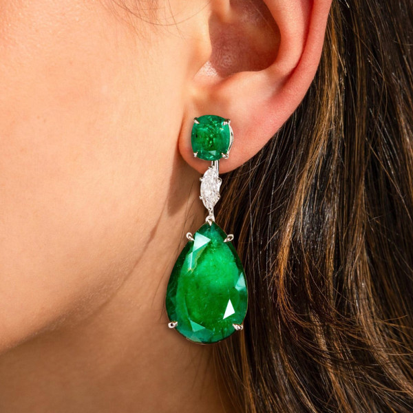 32ctw Pear Cut Emerald Classic Drop Earrings