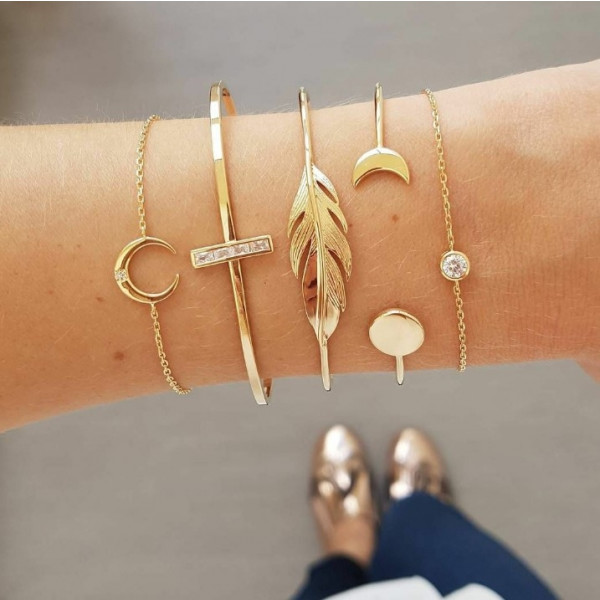 Yellow Gold Feather Geometric 5-piece Bracelet Set