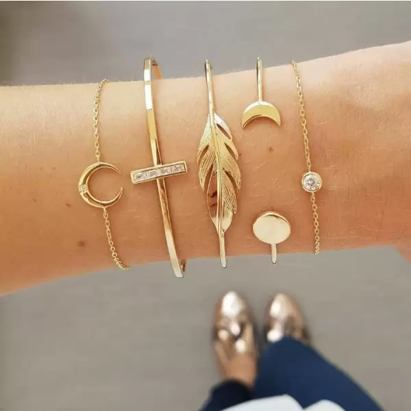 Yellow Gold Feather Geometric 5-piece Bracelet Set