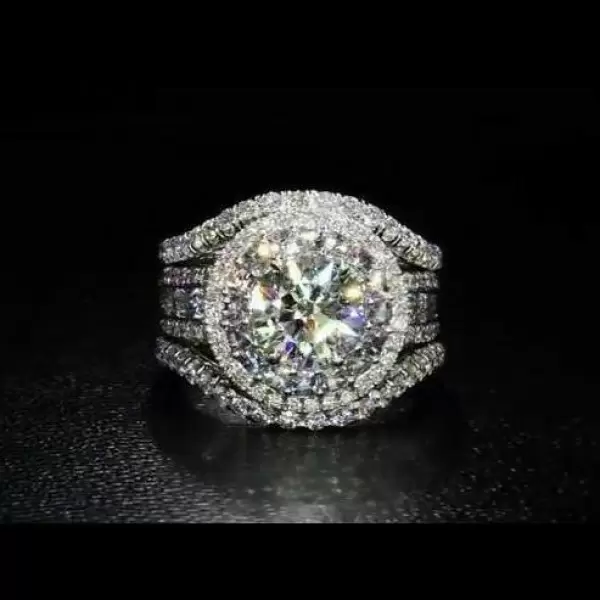 1ct Round Cut White Sapphire 3pcs Bridal Set