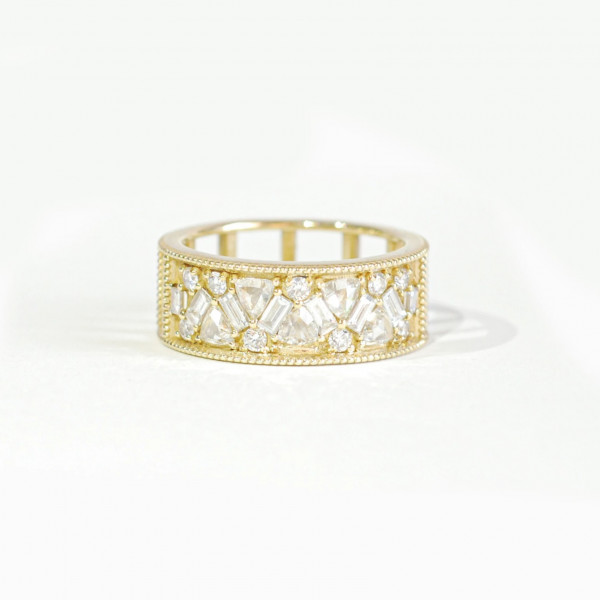 Handmade 7mm Width Trillion Cut Women's Band