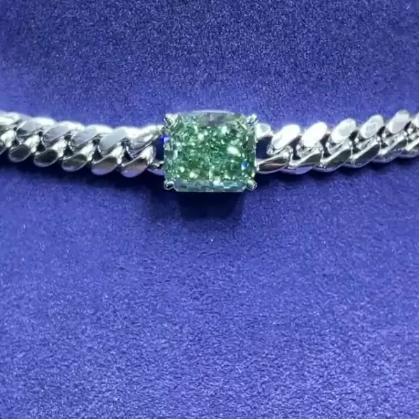 6ct Radiant Cut Vivid Green Sapphire Choker Necklace