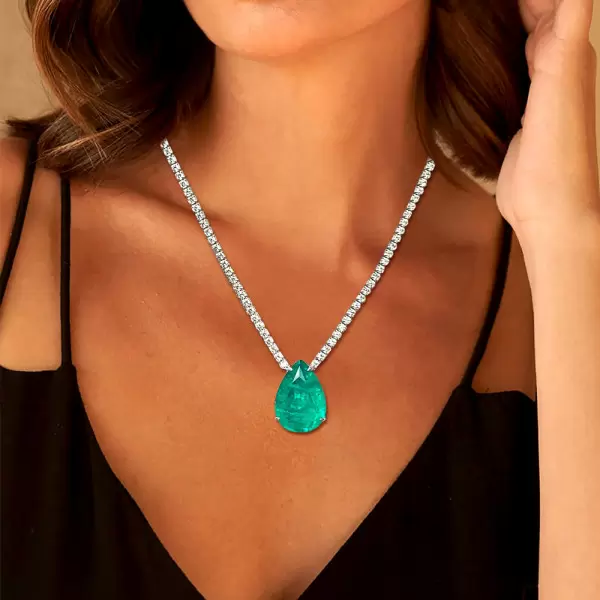 9ct Pear Cut Green Paraiba Pendant Necklace