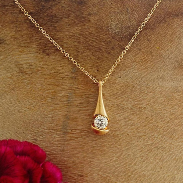 2ct Round Cut White Sapphire Tear Pendant Necklace
