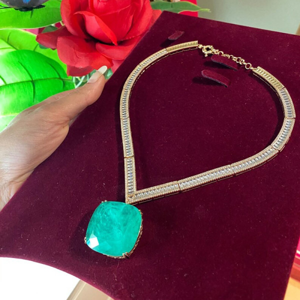 15ct Cushion Cut Turmalina Paraíba Necklace
