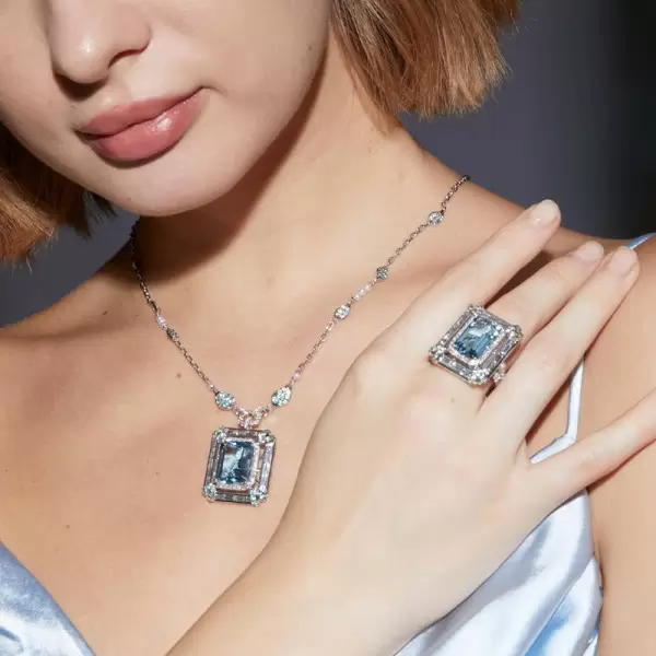 14ct Halo Emerald Cut Aquamarine Pendant Necklace