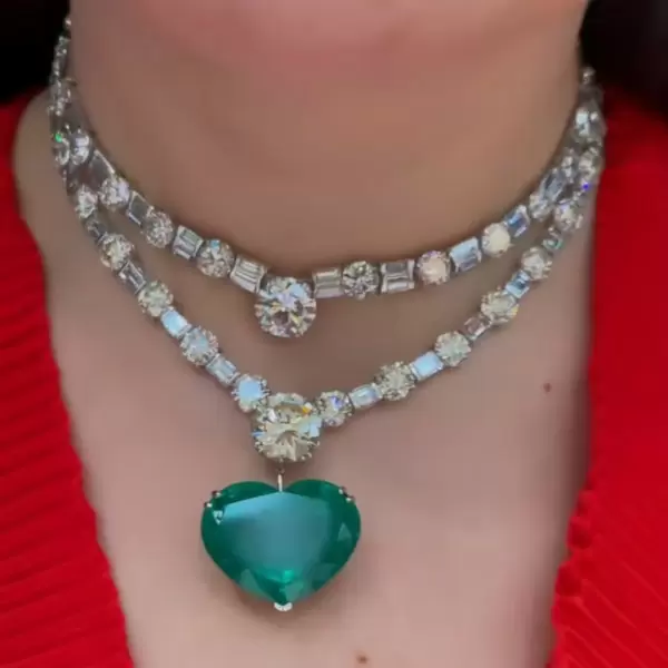 15ct Heart Cut Emerald Statement Necklace