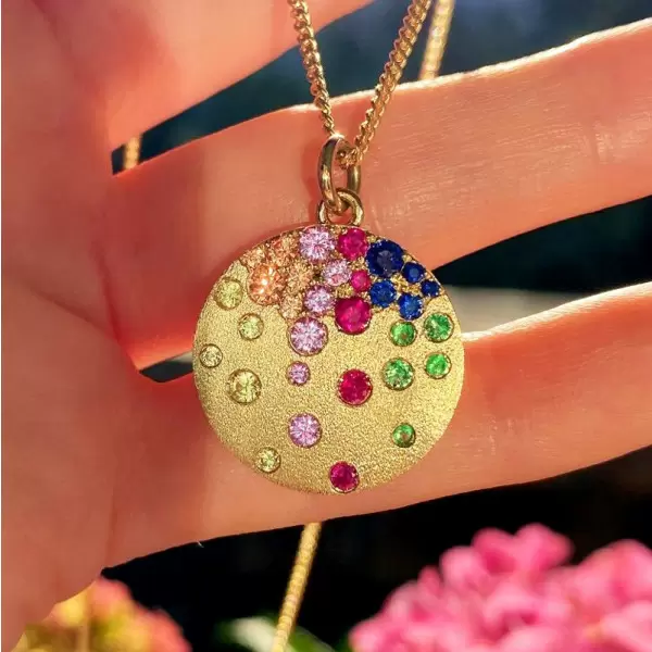 Flush Set Multicolor Sapphire Starry Pendant Necklace