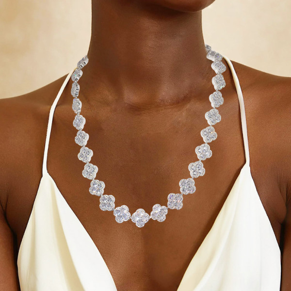 50ctw Round Cut Clustered Clover Statement Necklace