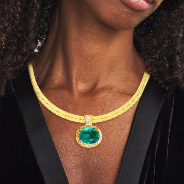 10ct Oval Cut Emerald Wide Herringbone Chain Statement Necklace