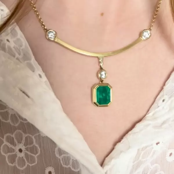 6ct Emerald Cut Emerald Smile Pendant Necklace