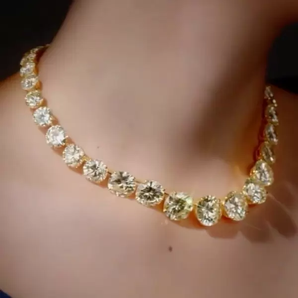 Round Brilliant White Sapphire Necklace Chocker