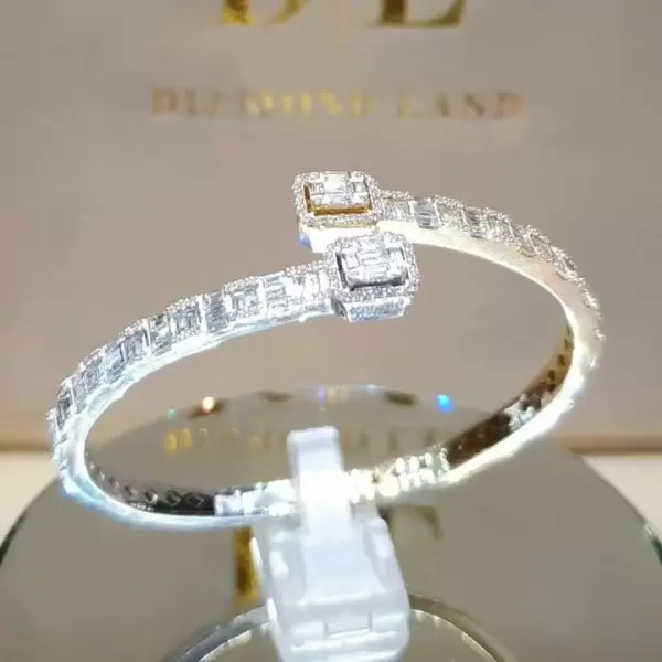 Two-tone Emerald & Round Cut Open Bracelet