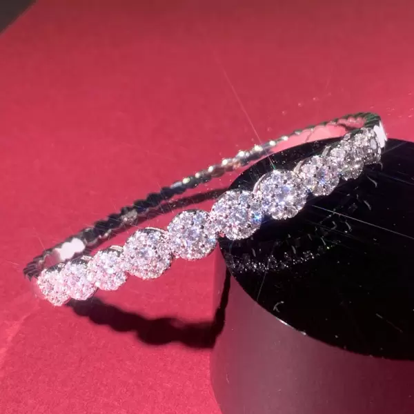 Fashion White Sapphire Bangle Bracelet