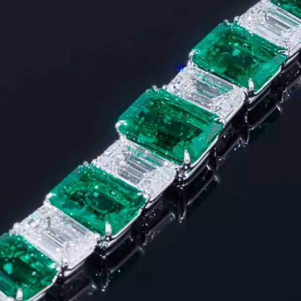 Luxury Emerald Cut Green Sapphire Bracelet