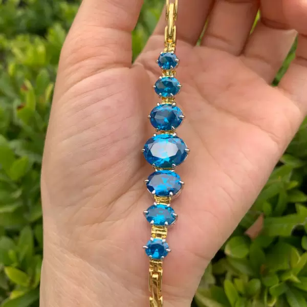 Vintage 16CTW Oval Cut Aquamarine Bracelet