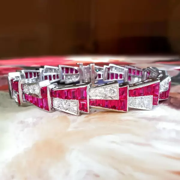 Art-Deco 18ctw White Sapphire and Ruby Bracelet
