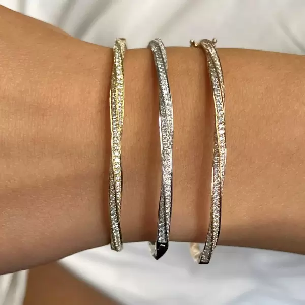 6ctw White Sapphire Paved Twist Mobius Bangle