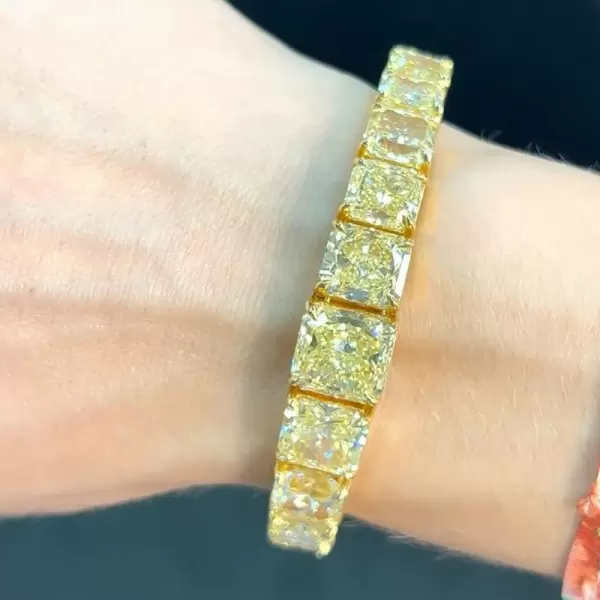 50ctw Princess Cut Gradient Size Yellow Sapphire Bracelet