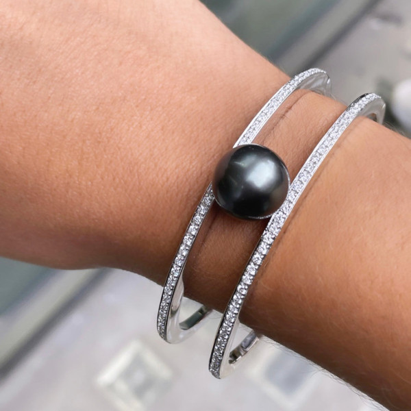 13MM Black Pearl White Sapphire Paved Split Shank Bangle 