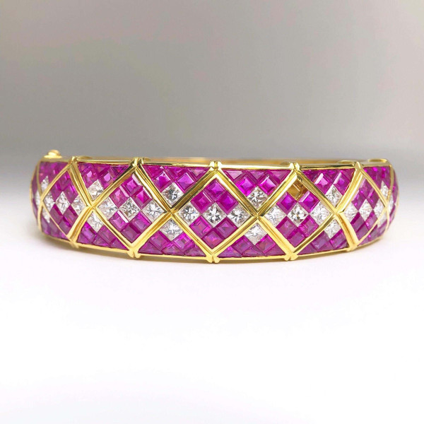15ctw Princess Cut Fuchsia Pink Sapphrie Vintage Bangle