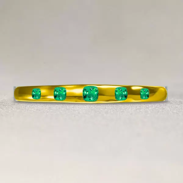 6ctw Bezel-set Cushion Cut Emerald Bangle