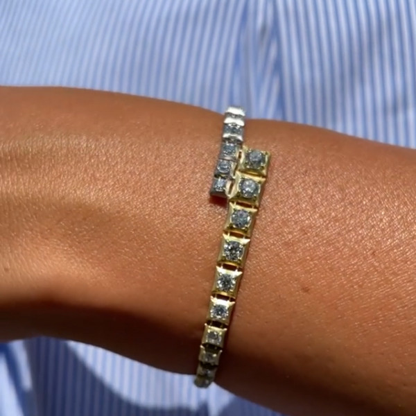 Women Fashion Bracelet in Sterling Silver