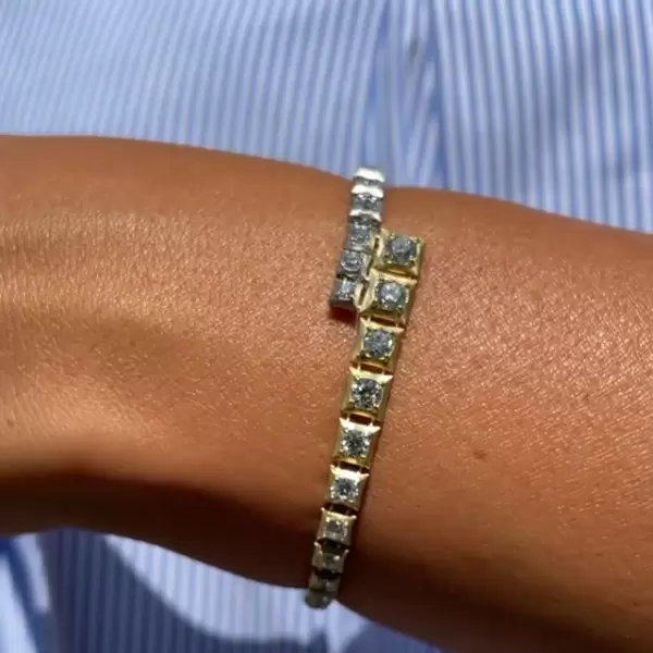 Women Fashion Bracelet in Sterling Silver