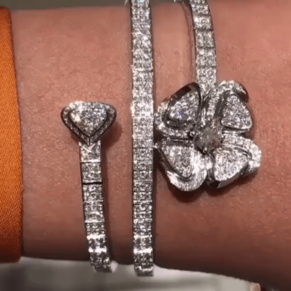 Brilliant Flower Design Open Bracelet