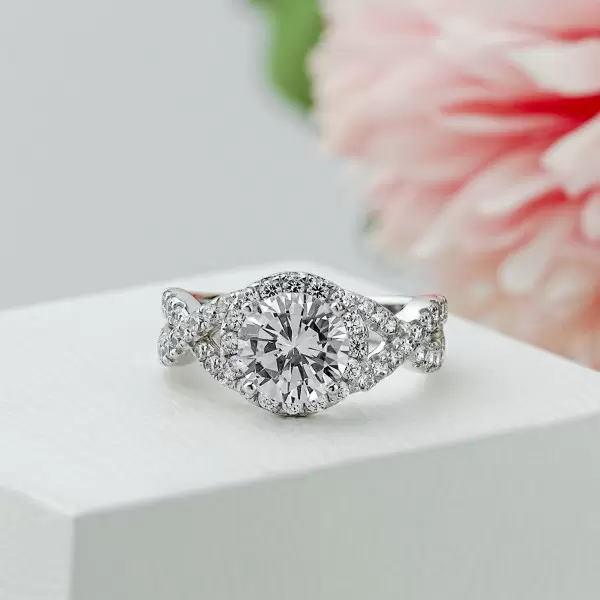 Handmade 1.5 CT Round Cut Sterling Silver Ring
