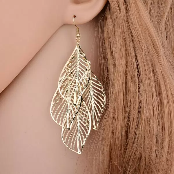 Hollow Out Leaf Shape Alloy Earring