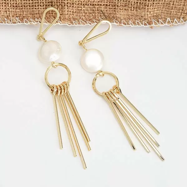 Original Design Irregular Natural Pearl Alloy Earring