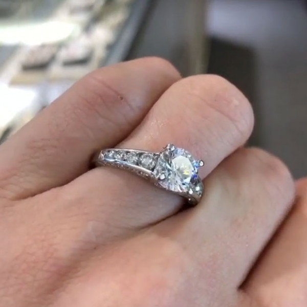 Handmade 1.5 Ct Round Cut Lab-created Sapphire Ring