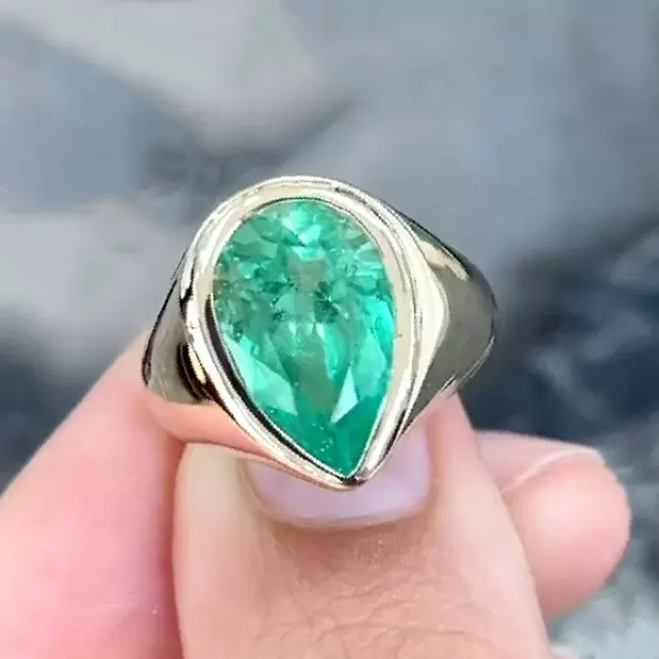 5.7ct Pear Cut Emerald Engagement Ring