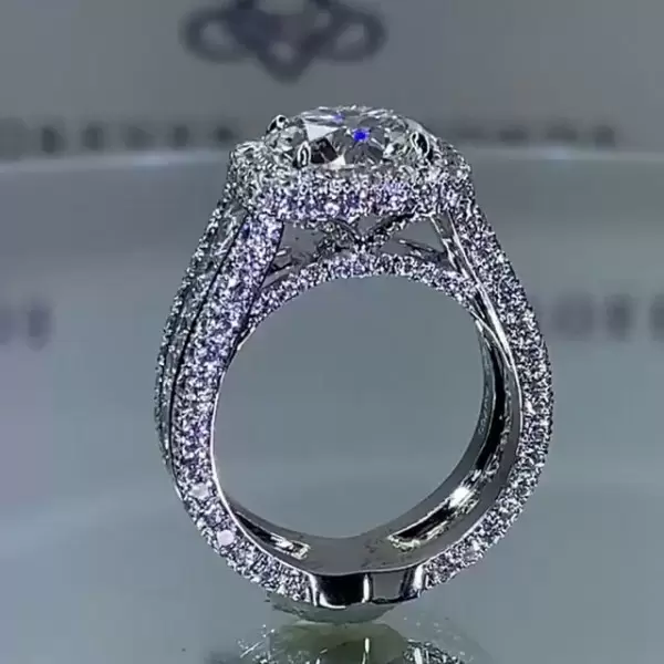 Handmade Halo Design 2.0 CT Round Cut Engagement Ring