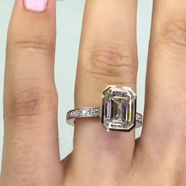 Handmade Bezel 4.0 CT Emerald Cut Halo Engagement Ring