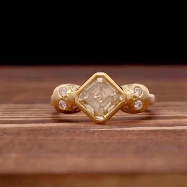 1.5 CT Diamond Gold Skull Ring