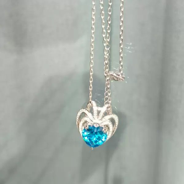 5.6ct Heart Cut Aquamarine Pendant Necklace
