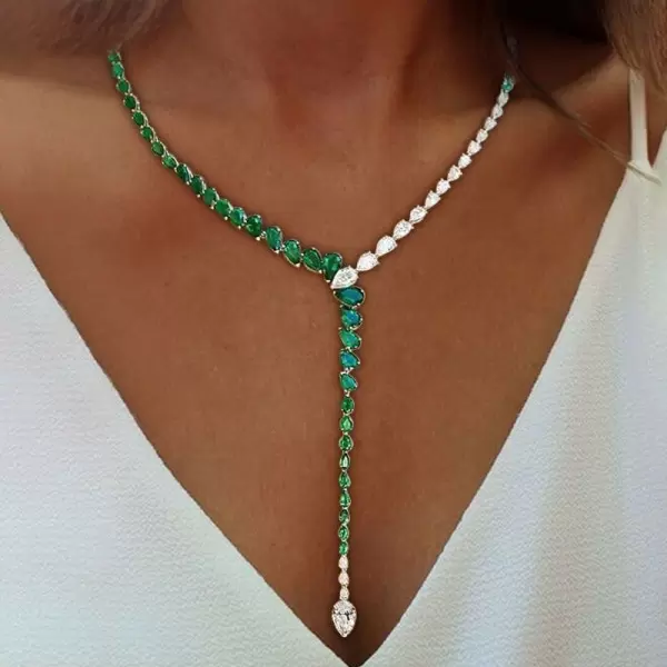 Pear Cut Green Sapphire Necklace & Earrings Jewelry Set