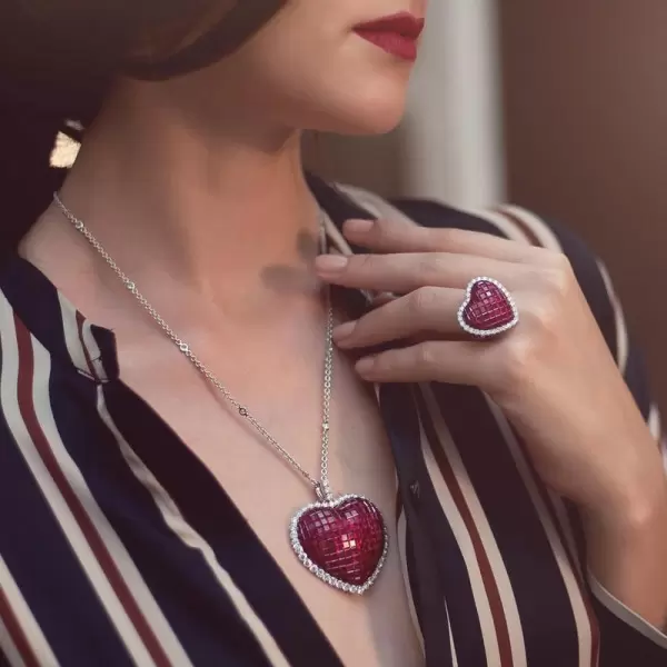 Heart cut on sale ruby ring