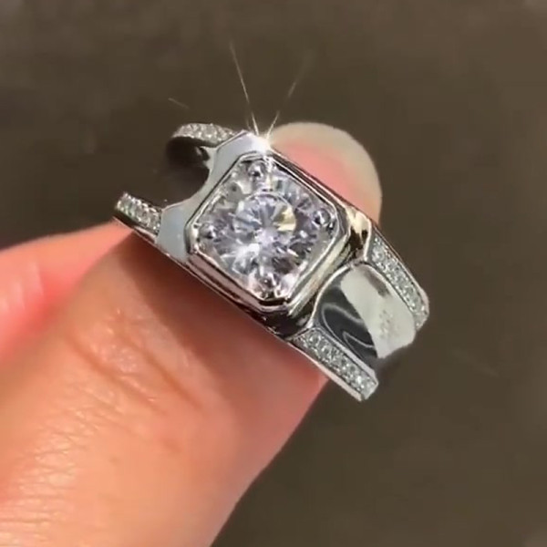 2.0ct Round Cut Diamond Ring For Men