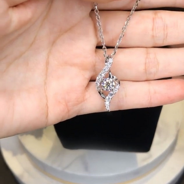 Fashion Twist Halo Diamond Pendant Necklace