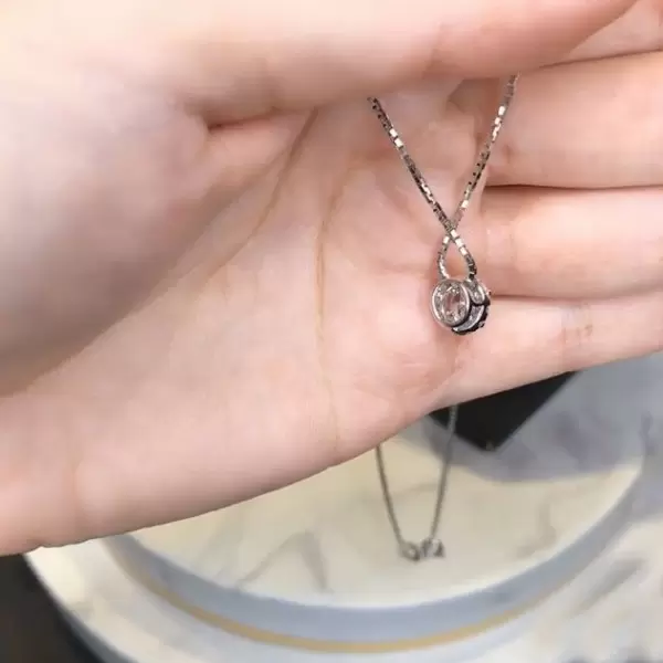 2.5ct Round Cut White Sapphire Classic Pendant Necklace