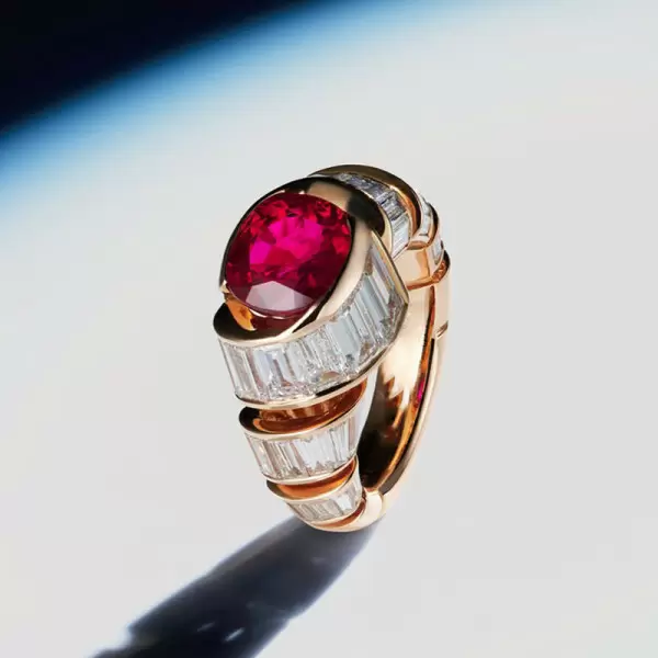 5ct Oval Cut Ruby Vintage Swirl Cocktail Ring