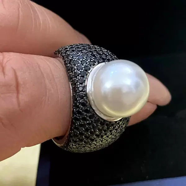Black Sapphire Paved Pearl Cocktail Ring